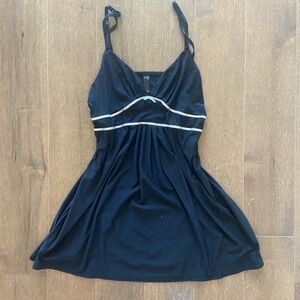 Elegant Black Women's Sleepwear